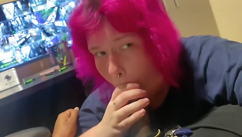 Amateur couple in white office watching big cock in the office