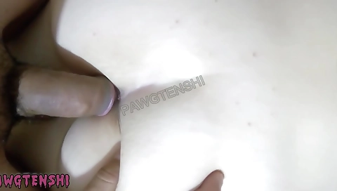 Russian amateur milf masturbates in homemade video