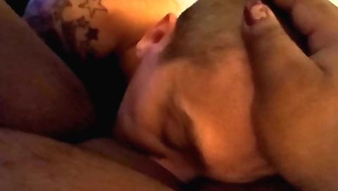 Banging on her pussy and giving a blowjob by a stranger