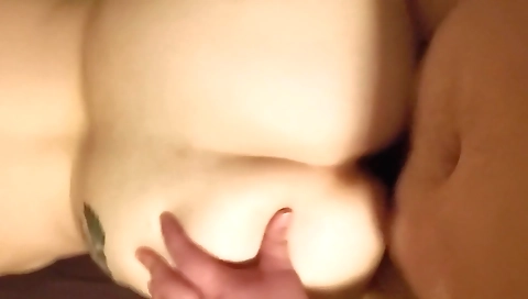 Brunette milf and her tattooed guy in her backyard