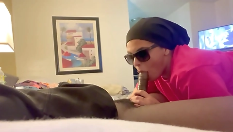 Amateur big tits milf gets her pussy fucked in front